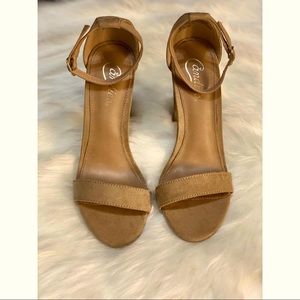 Candies Chunky Block Heel, Ankle Strap Heels, Size 7.5, Nude
